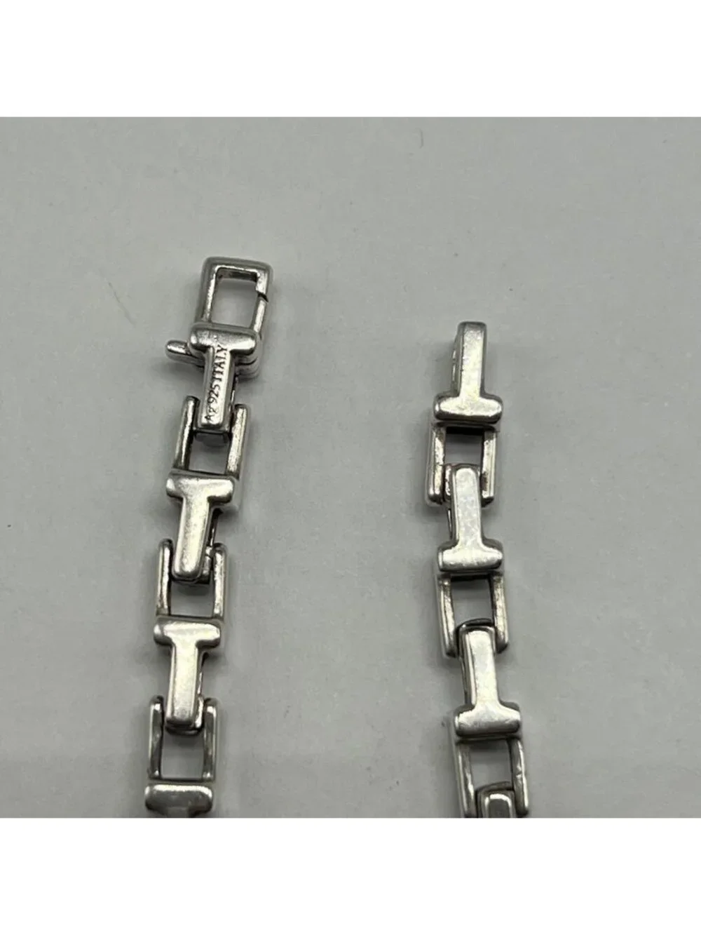 Tiffany & Co Tiffany T Narrow Chain Bracelet